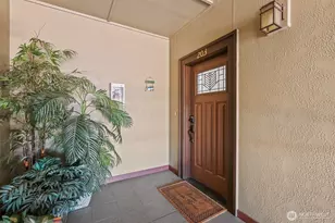 1051 N Baker Ave, East Wenatchee, WA 98802 - Photo 2