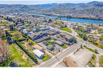 1051 N Baker Avenue #B203, East Wenatchee, WA 98802 - Photo 36