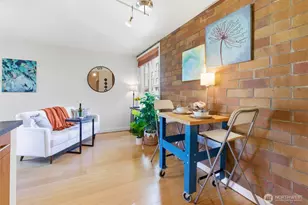 905 Cherry St, Seattle, WA 98104 - Photo 4