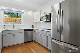 17154 NE 5th St, Bellevue, WA 98008 - Photo 12