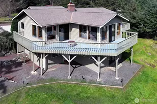 222 Oak Hill Dr, Friday Harbor, WA 98250 - Photo 4