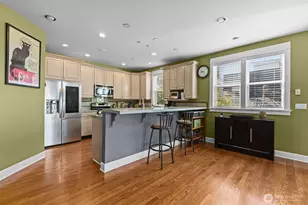 2200 11th Ave W, Seattle, WA 98119 - Photo 10