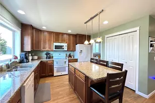 3710 W 7th St, Anacortes, WA 98221 - Photo 6