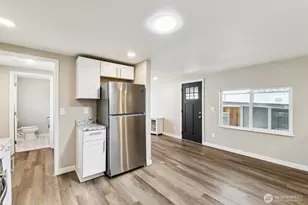 14322 Admiralty Way, Lynnwood, WA 98087 - Photo 10