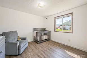 932 Crawford Ave, Wenatchee, WA 98801 - Photo 24