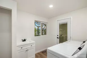 3328 168th Pl SE, Bellevue, WA 98008 - Photo 28