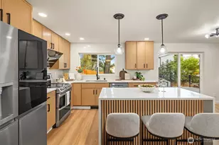 3328 168th Pl SE, Bellevue, WA 98008 - Photo 10