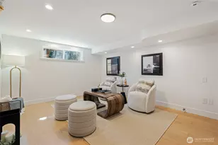 1710 NE 104th St, Seattle, WA 98125 - Photo 24
