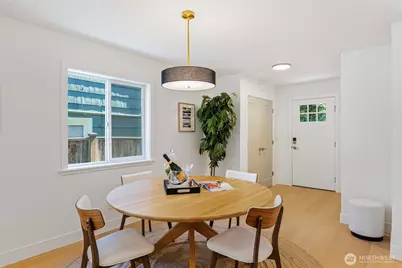 1710 NE 104th Street, Seattle, WA 98125 - Photo 12