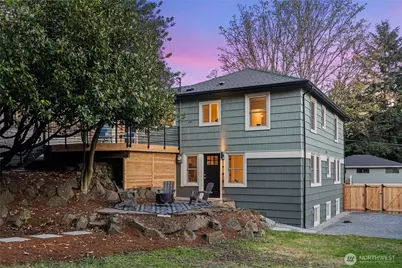 1710 NE 104th Street, Seattle, WA 98125 - Photo 2