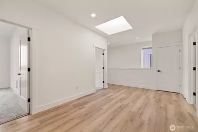 20124 61st Place W, Lynnwood, WA 98036 - Photo 22