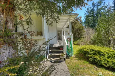 12833 Squaw Wood Lane SE, Rainier, WA 98576 - Photo 30