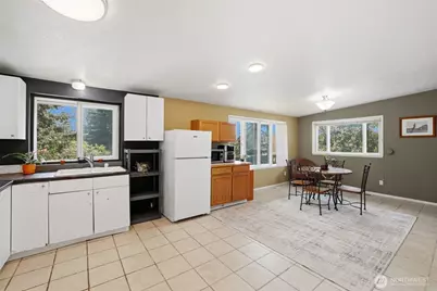 2030 S Kent Des Moines Road, Des Moines, WA 98198 - Photo 4