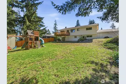 12570 SE 70th Street, Newcastle, WA 98056 - Photo 36