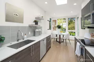 729 Belmont Ave E, Seattle, WA 98102 - Photo 8