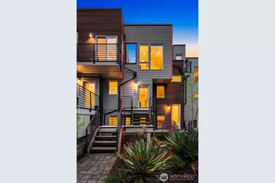 729 Belmont Avenue E, Seattle, WA 98102 - Photo 2