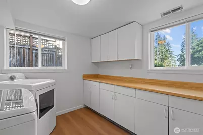 22511 82nd Avenue W, Edmonds, WA 98026 - Photo 36