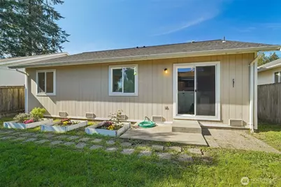 2506 168th Place NE, Marysville, WA 98271 - Photo 32
