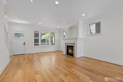 12 W Etruria Street #C, Seattle, WA 98119 - Photo 10