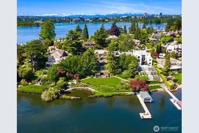 3038 E Laurelhurst Drive NE, Seattle, WA 98105 - Photo 2