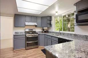 2275 Northlake Way NW, Bremerton, WA 98312 - Photo 12