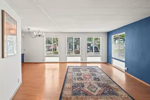 10414 Peacock Hill Ave, Gig Harbor, WA 98332 - Photo 2