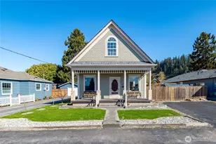 625 E Hazel Ave, Burlington, WA 98233 - Photo 1