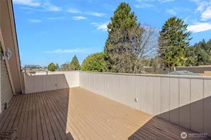 625 E Hazel Ave, Burlington, WA 98233 - Photo 18