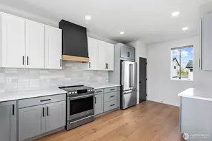 8451 18th Ave SW, Seattle, WA 98106 - Photo 14