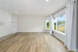 3304 21st St SE, Puyallup, WA 98374 - Photo 4
