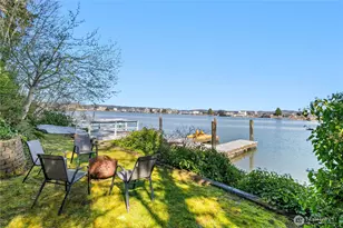10258 NE Lafayette Ave, Bainbridge Island, WA 98110 - Photo 18