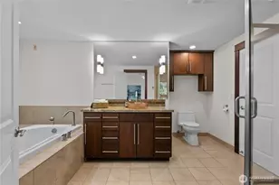 10258 NE Lafayette Ave, Bainbridge Island, WA 98110 - Photo 32