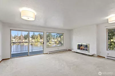322 N 134th St #406, Seattle, WA 98133 - Photo 4