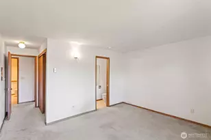 322 N 134th St, Seattle, WA 98133 - Photo 14