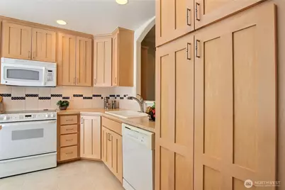 22510 SE 45th Street #2645, Issaquah, WA 98029 - Photo 28