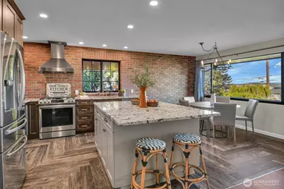 3719 38th Avenue SW, Seattle, WA 98126 - Photo 4