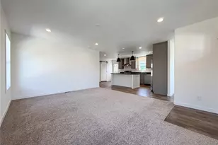 202 S 9th Ave, Kelso, WA 98626 - Photo 4