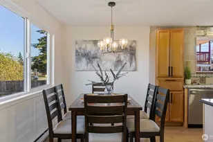 2520 Chestnut St, Everett, WA 98201 - Photo 8