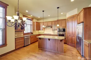 2430 NW Stoney Creek Dr, Issaquah, WA 98027 - Photo 8