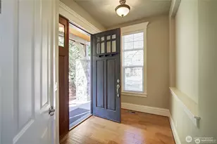 2430 NW Stoney Creek Dr, Issaquah, WA 98027 - Photo 4