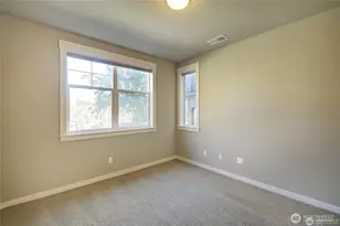 2430 NW Stoney Creek Dr, Issaquah, WA 98027 - Photo 28