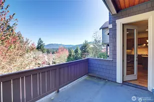 2430 NW Stoney Creek Dr, Issaquah, WA 98027 - Photo 30