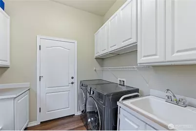23249 NE 126th Street, Redmond, WA 98053 - Photo 30