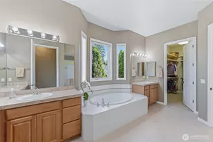 23249 NE 126th St, Redmond, WA 98053 - Photo 24