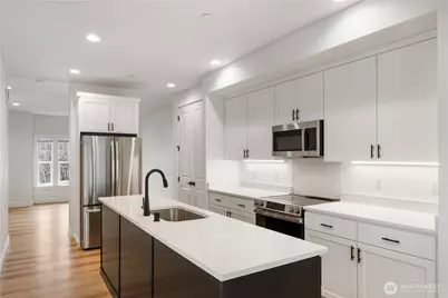 116 Orchard Avenue S #D, Eatonville, WA 98328 - Photo 12