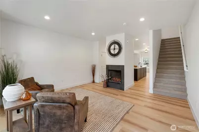 116 Orchard Avenue S #D, Eatonville, WA 98328 - Photo 6