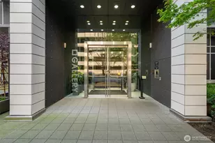 2911 2nd Ave, Seattle, WA 98121 - Photo 26