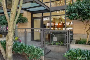 2911 2nd Ave, Seattle, WA 98121 - Photo 2