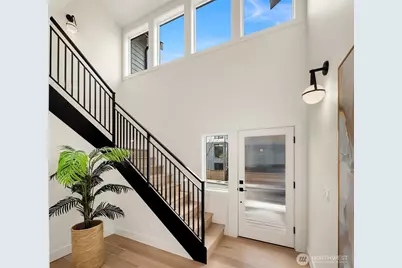 4411 1st Avenue NE, Seattle, WA 98105 - Photo 16