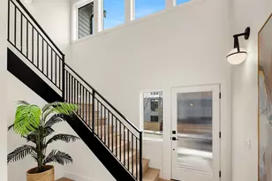 4411 1st Ave NE, Seattle, WA 98105 - Photo 16